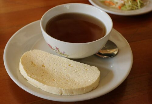 Aguapanela con queso