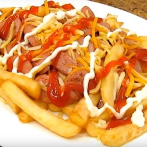 Salchipapa especial